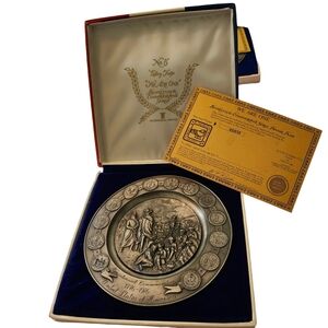 VTG BICENTENNIAL 1776-1976 COMMEMORATIVE SERIES PEWTER PLATE NO 5 "WE AR…